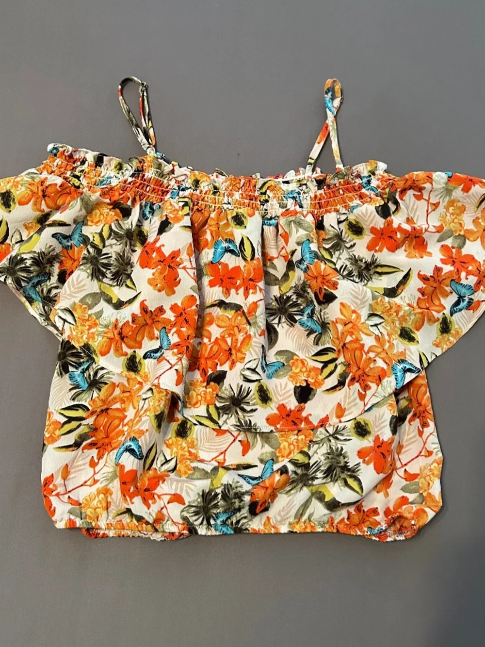 LOVE ON A HANGER floral butterfly crop top blouse, size XS